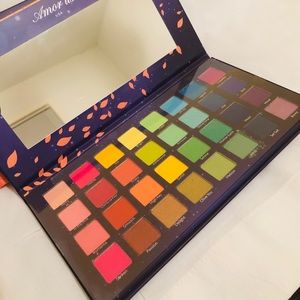 Eye eshadow palette